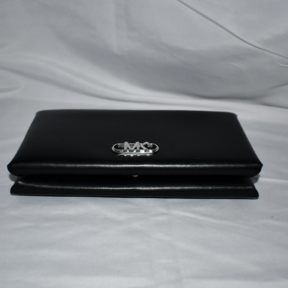 MICHAEL Kors LARGE Travel Leather Wallet in Black #32H3S8ED7T NWT Details: Leath - Picture 7 of 7